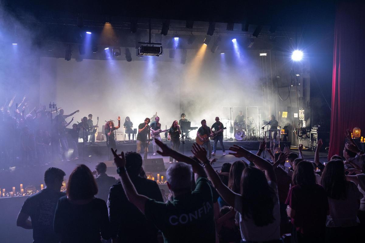 El grupo CREE logra llenar el Trui Teatre en su nuevo musical 'Confía'