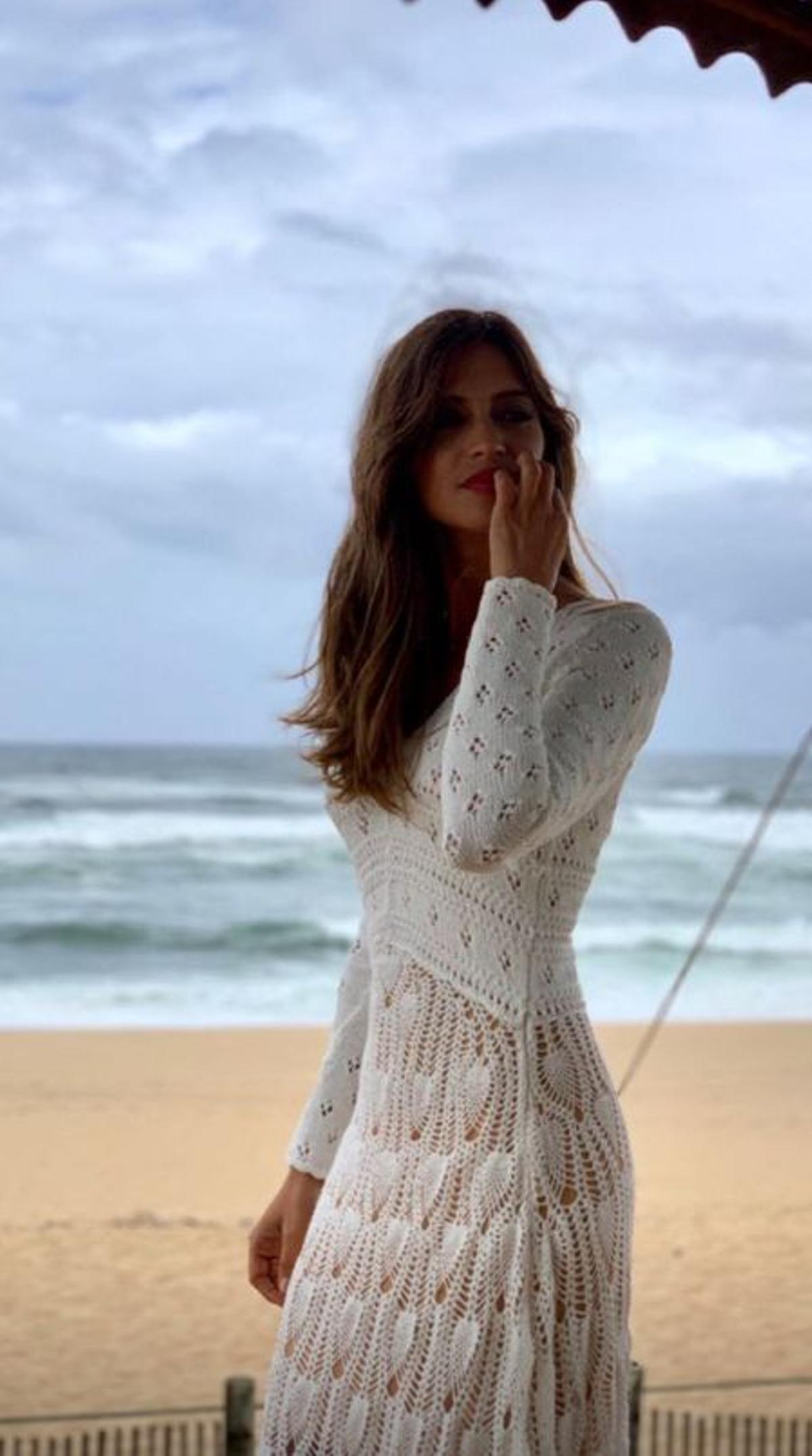 El vestido de crochet que es la verdadera 'joya' del armario de Sara  Carbonero - Stilo