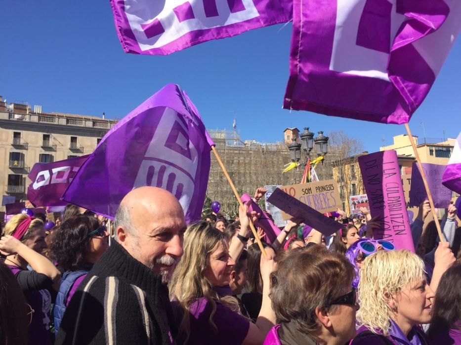 Manifestació estudiantil a Girona de la vaga del vuit de març