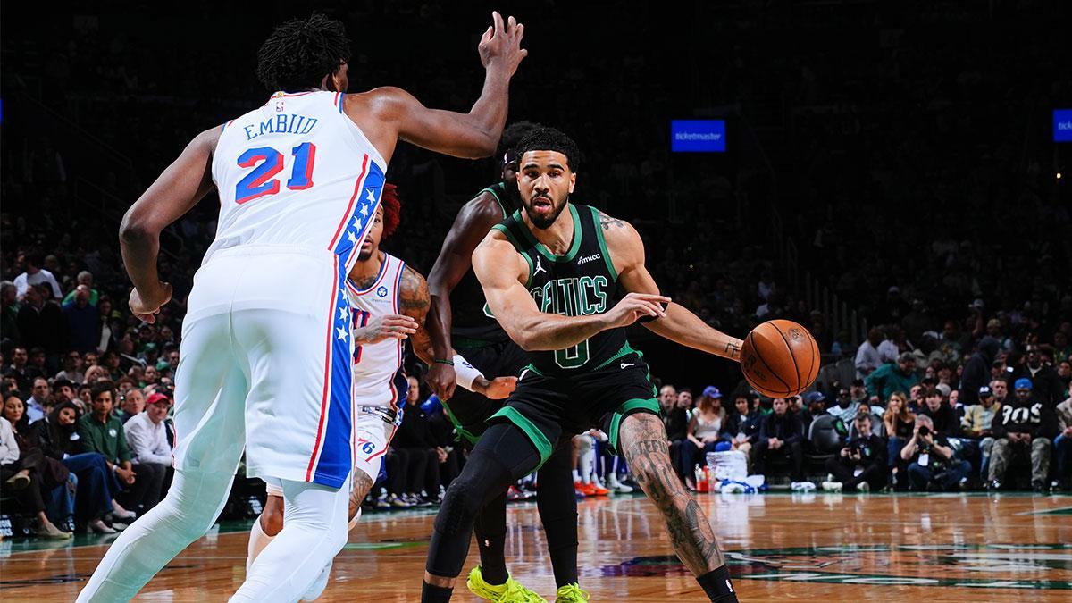 Jayson Tatum, ante los 76ers