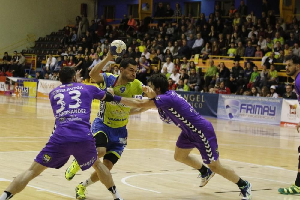 MMT Seguros - Balonmano Torrelavega