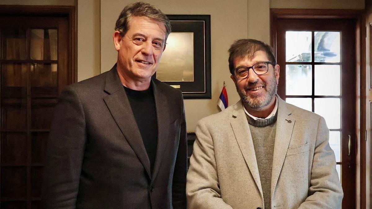 Besteiro y Fernando Pereira, presidente del Frente Amplio.