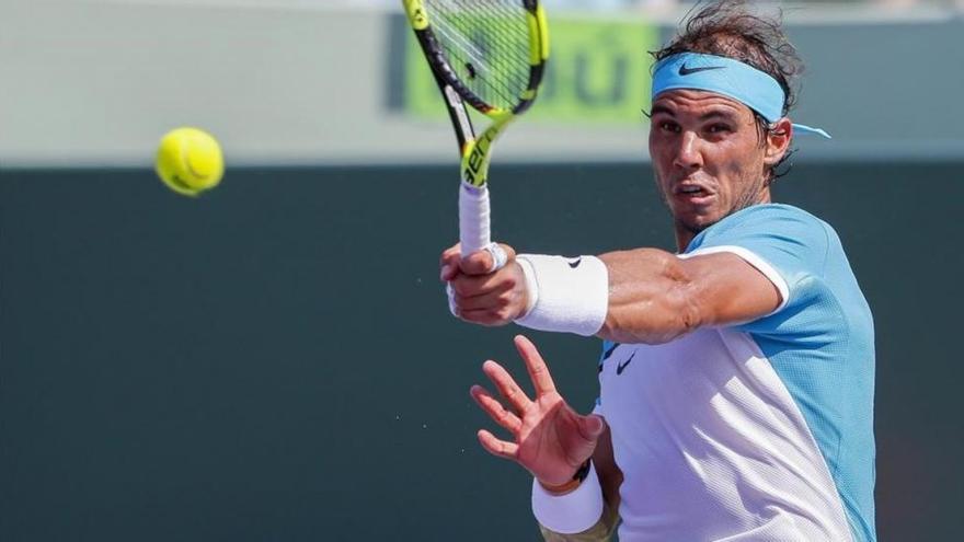 Nadal se retira en Miami por unos mareos