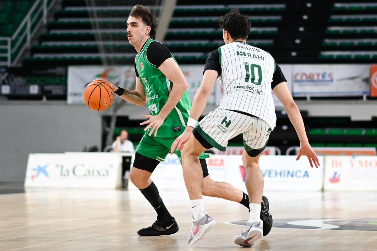 Alex Mazaira.