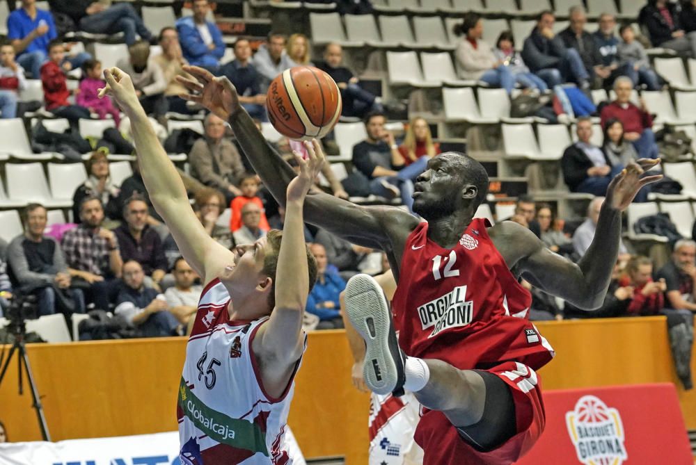 Bàsquet Girona - Villarrobledo, en imatges