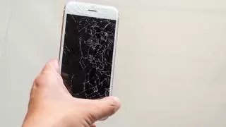 Qué hacer si se te rompe la pantalla del móvil