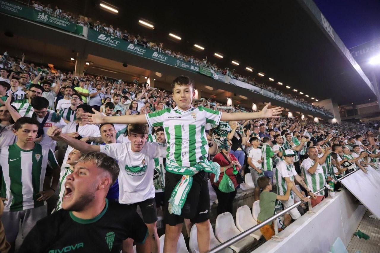 Las imágenes del Córdoba CF-Ponferradina del play off de ascenso a Segunda