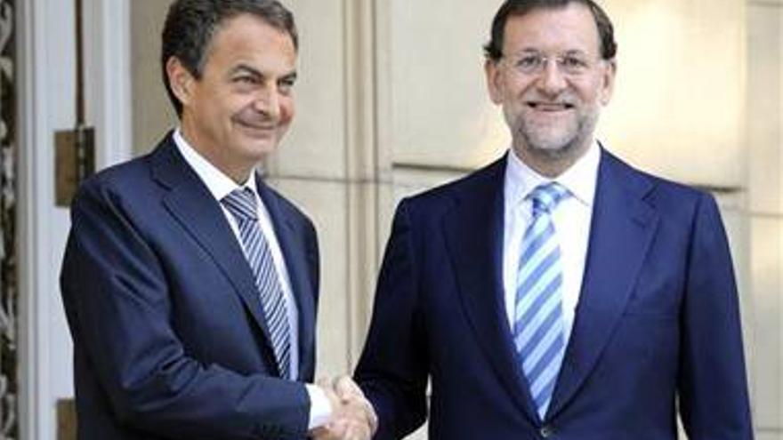 Zapatero y Rajoy se reunirán en breve para abordar el traspaso