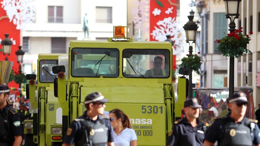 Operarios de Limasa, en Feria.