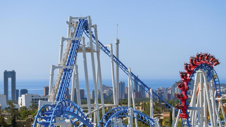 Terra Mítica reabre sus puertas con más de 30 atracciones y espectáculos para toda la familia