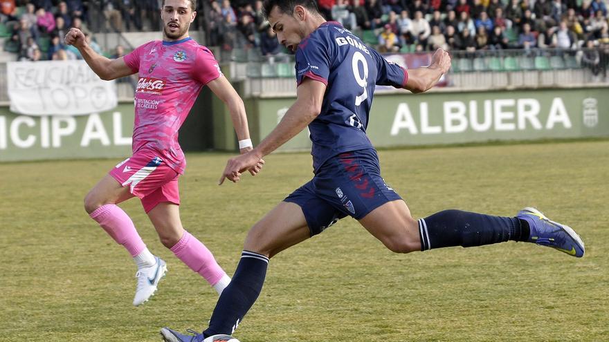 Un flojo Coria encaja otro duro correctivo ante la Segoviana