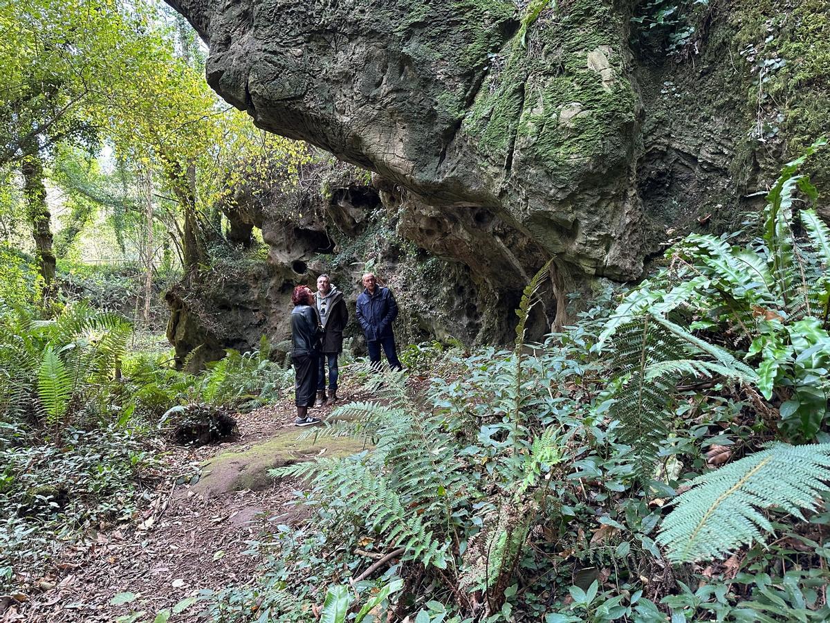 Un momento de la visita para recepcionar la obra.