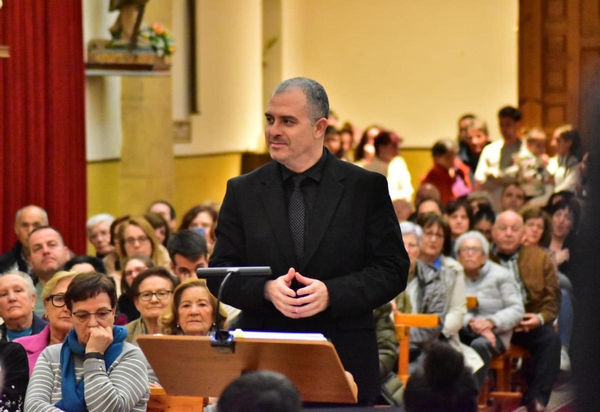 "Zamora está resistiendo a las modas y está cuidando lo suyo" | FIRMA