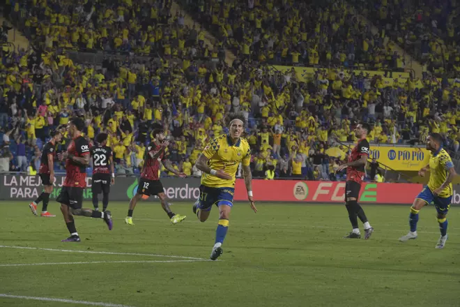 El deseado ‘9’ siempre se hace esperar en la  UD Las Palmas