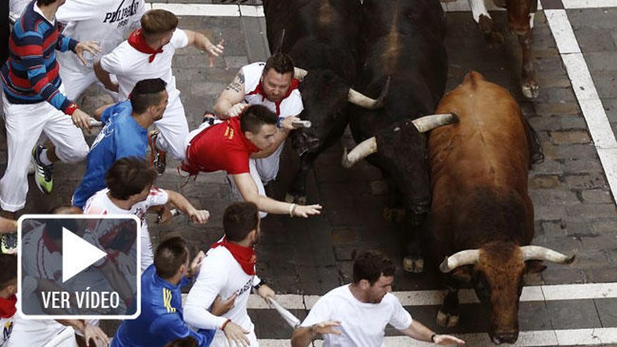 El quinto encierro de San Fermín, limpio y rápido