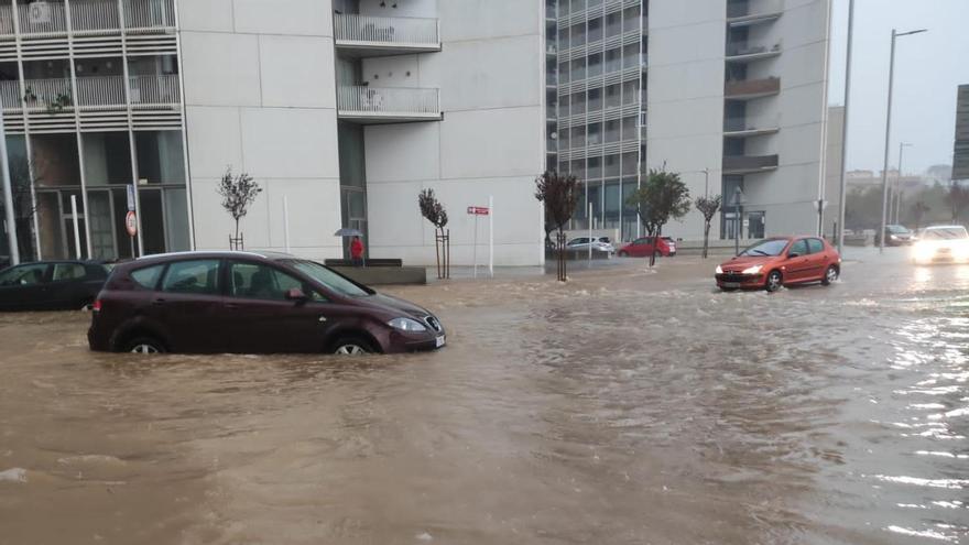 Inundaciones Valencia: El temporal desborda barrancos en Torrent y Aldaia