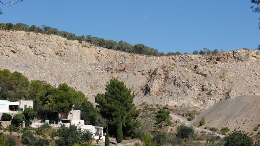 Medio Ambiente ratifica el impacto irreversible de la cantera de Can Xumeu sobre la zona protegida de sa Serra Grossa