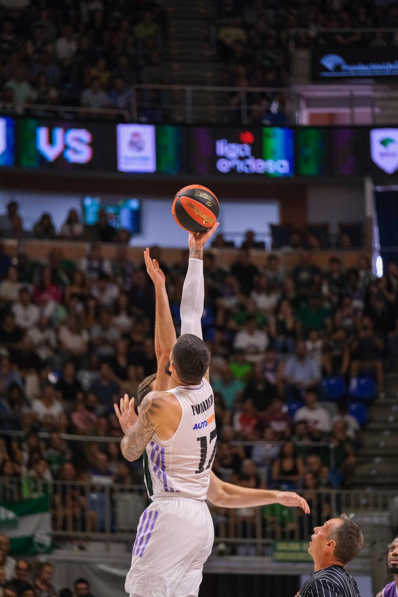 El Unicaja - Real Madrid de la Liga Endesa, en imágenes