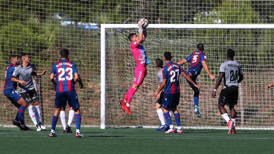 El Real Murcia pierde a Miguel Serna para los dos próximos partidos