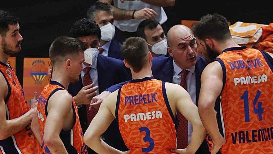 Ponsarnau cuenta con cuatro bajas para medirse al Betis en La Fonteta