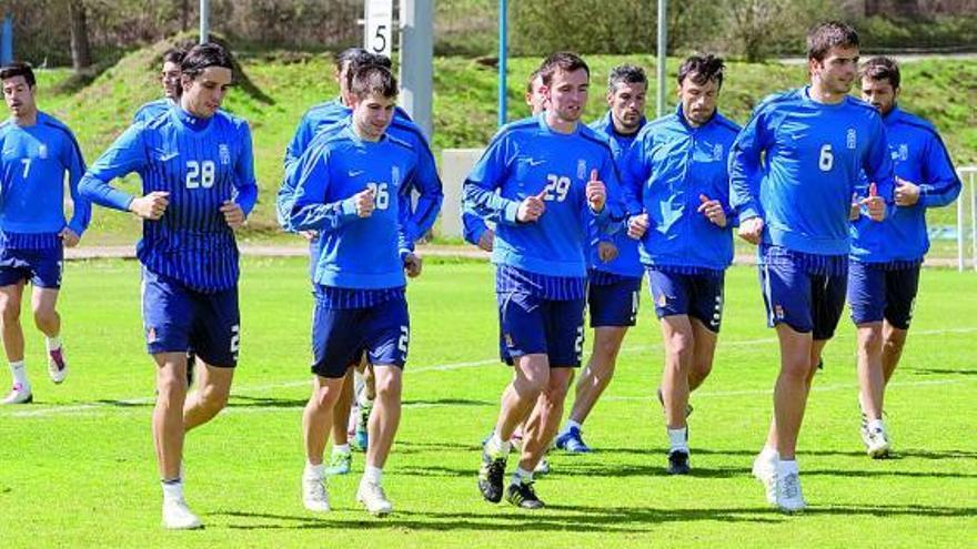 En primer término, David González, Jandrín, Álvaro y Pelayo, en el entrenamiento de ayer.