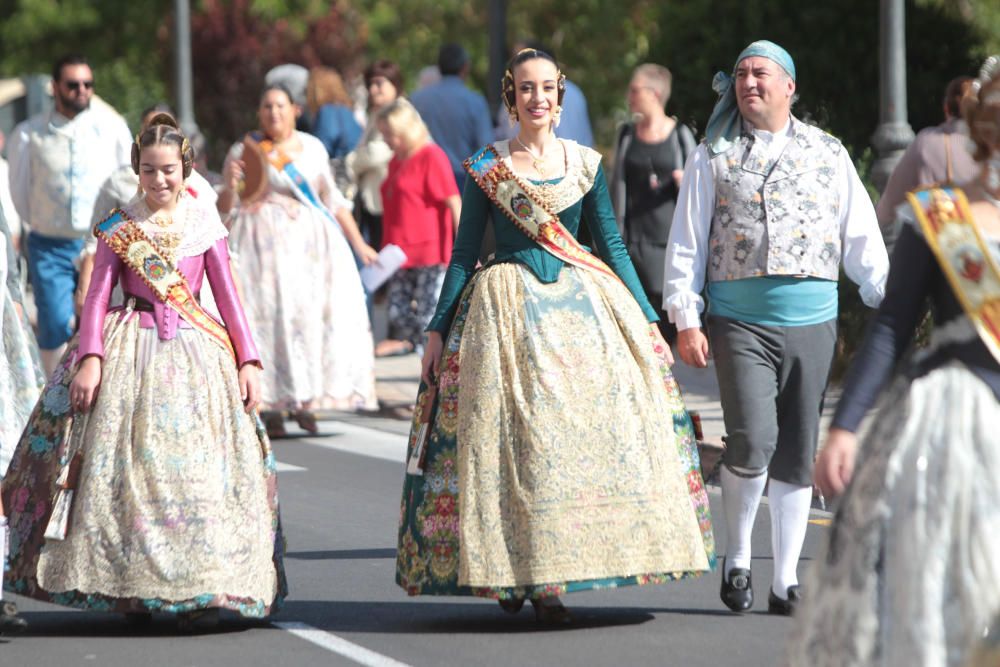 Homenaje a la Senyera de la agrupación de Fallas del Marítim