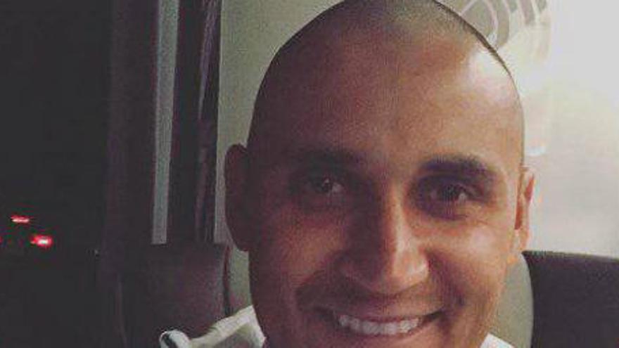 Keylor Navas con el nuevo corte de pelo