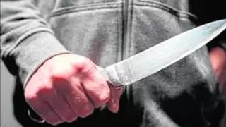 Detenido por amenazar de muerte con un cuchillo a dos ciudadanos en Arrecife