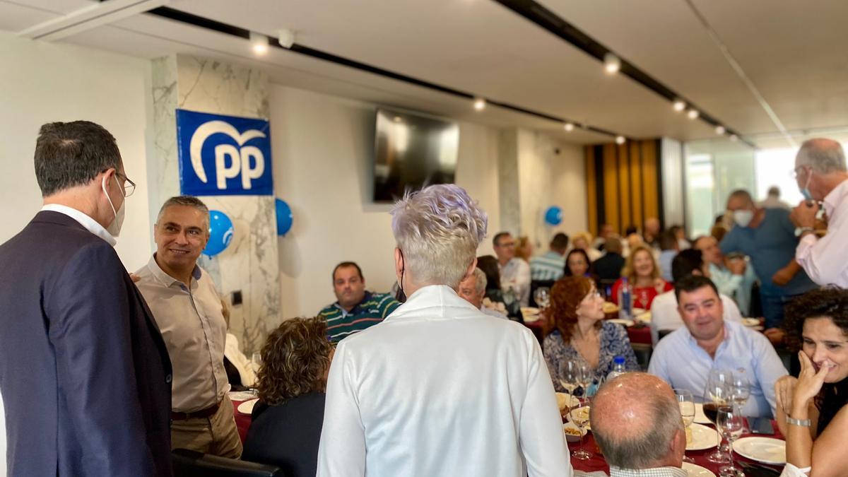 Encuentro del PP como homenaje a sus alcaldes pedáneos