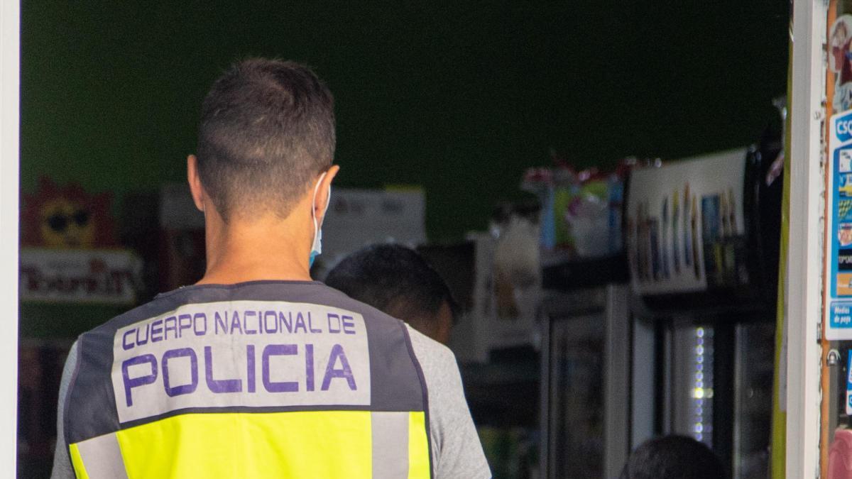 La Policía Nacional realiza una redada en Caravaca en busca de situaciones irregulares