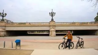 “Indecent” estany en el pont de l’Àngel Custodi