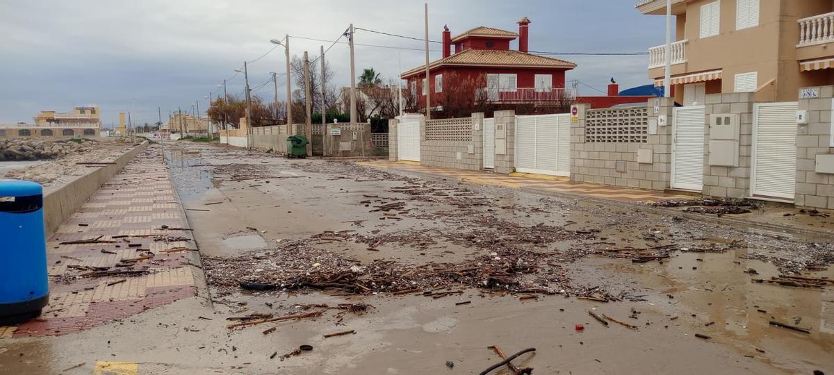 Las mejores imágenes del temporal de mar en Cullera