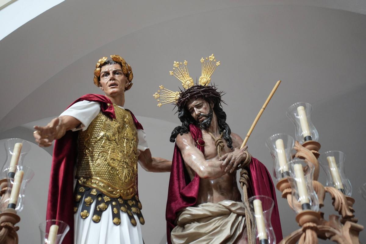 Córdoba preparativos de la presentación al pueblo en la iglesia de calero