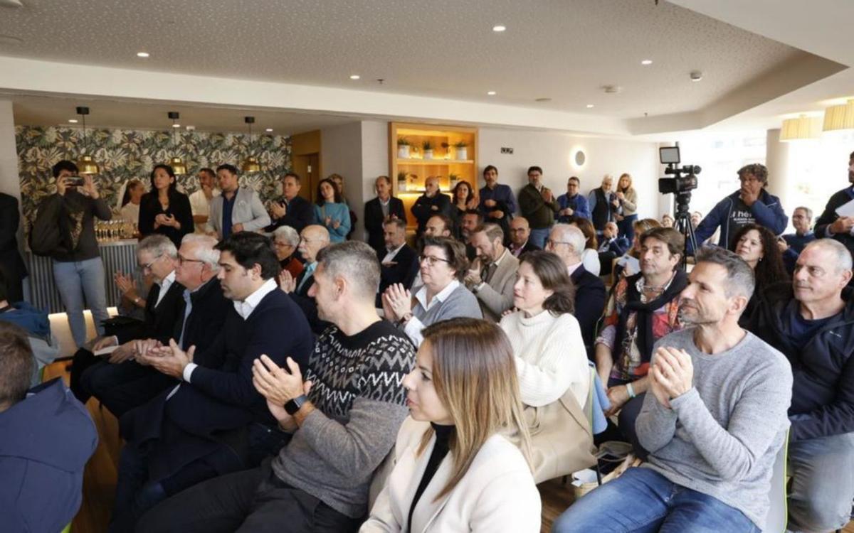 Instituciones, asociaciones y productores acudieron a la presentación. |