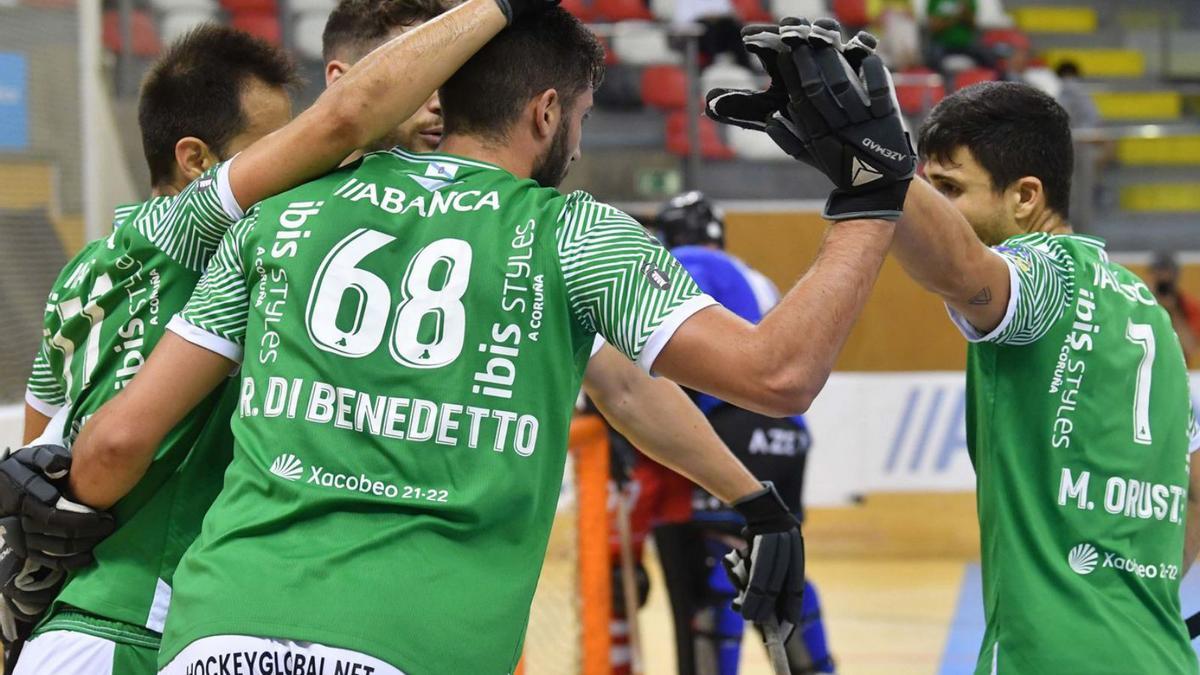 Los jugadores del Liceo celebran un gol contra el Girona en un partido anterior. |  // VÍCTOR ECHAVE