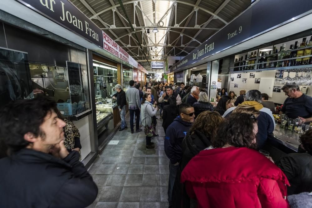 Desmadre en el mercado de Santa Catalina