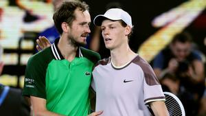 El ganador del Medvedev - Sinner será favorito al título en Flushing Meadows