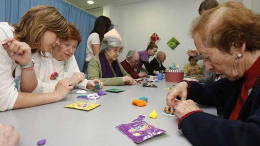 Taller manual de enfermos de Alzheimer