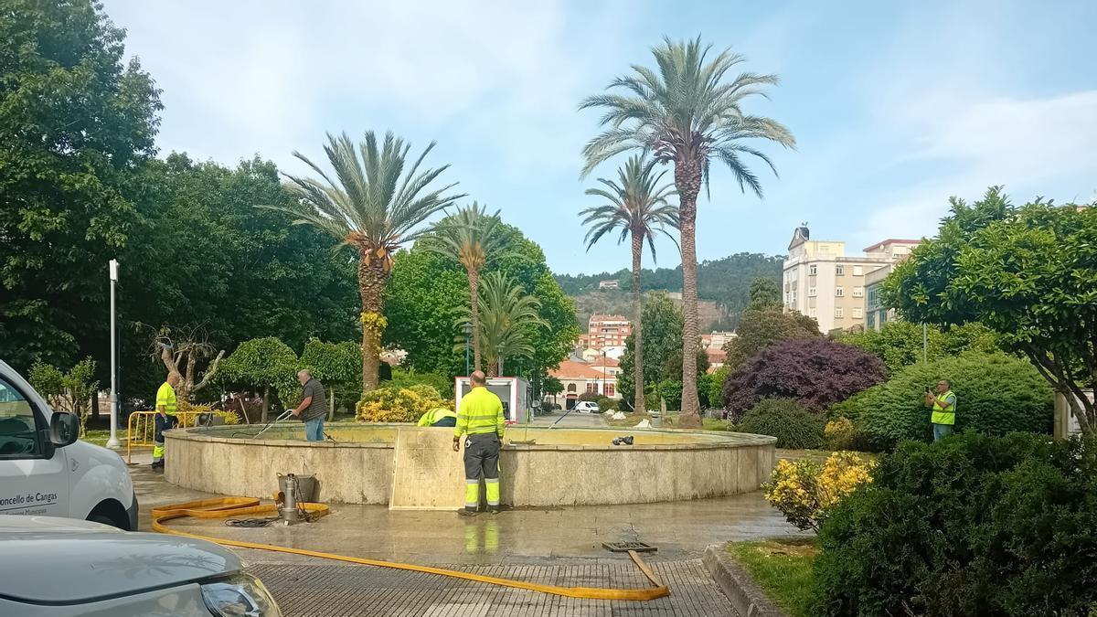 Luces para la fuente de la Alameda Nueva de Cangas