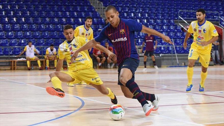 El Peñíscola sorprende al Barça en su feudo