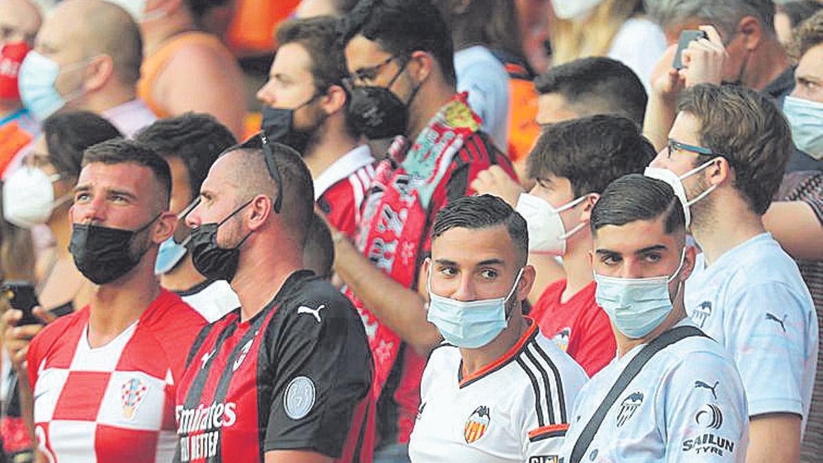 Una imagen de los aficionados en Mestalla