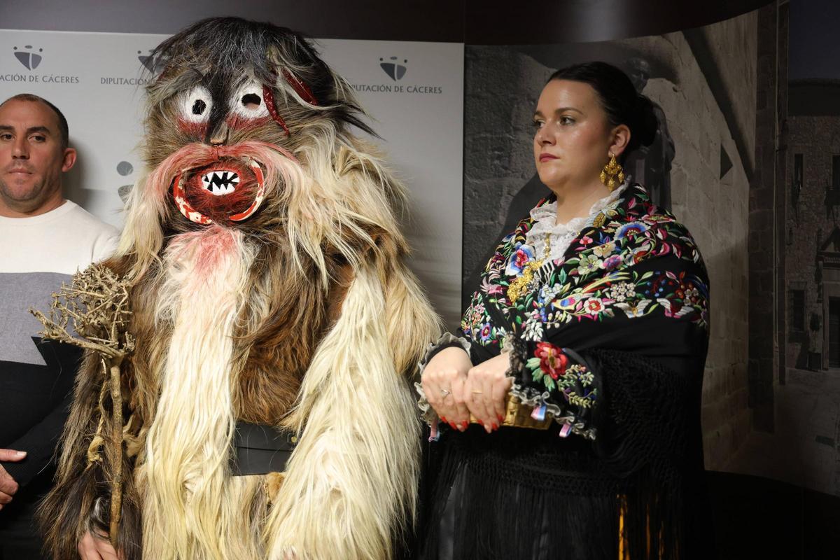 Fotogalería | Así ha sido la presentación de Las Carantoñas, Fiesta de Interés Turístico Nacional Fotogalería | Así ha sido la presentación de Las Carantoñas, Fiesta de Interés Turístico Nacional