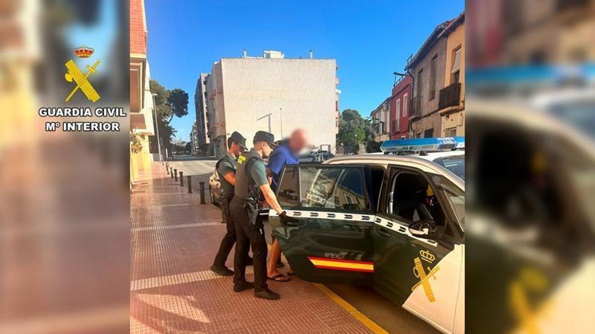 Detenido en El Campello por robar dinero y joyas en las casas que fingía que iba a comprar