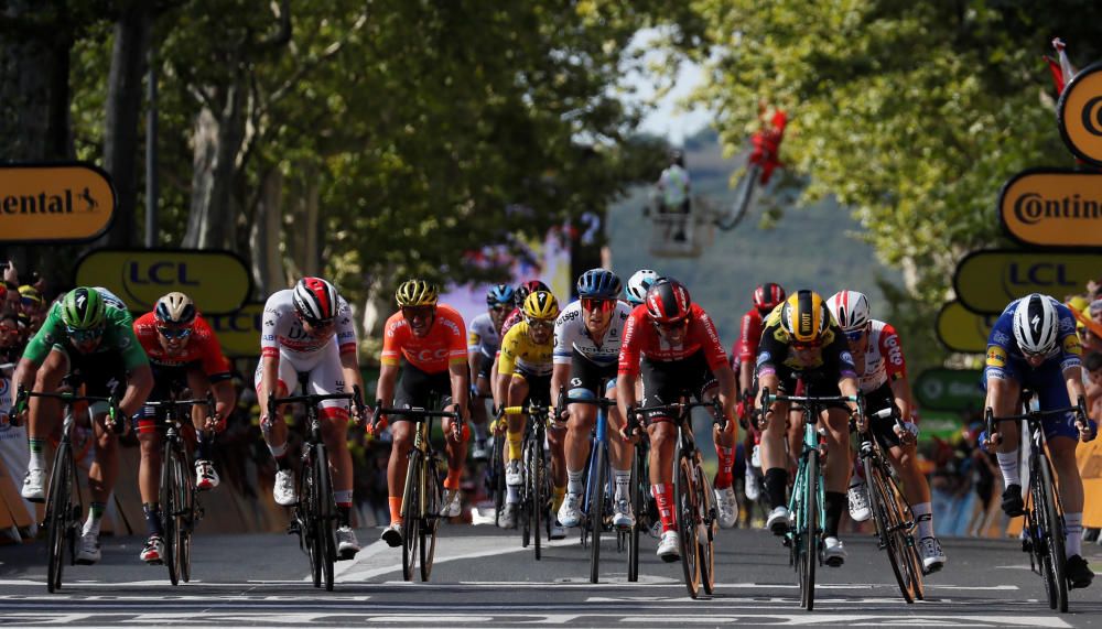 Tour de Francia, la décima etapa, en imágenes