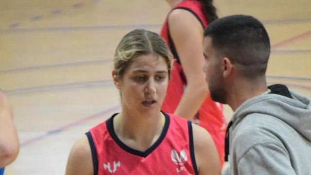 Elena Guijo, en el partido de ayer.