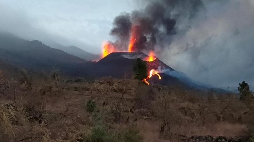 Nuevo colapso del cono principal del volcán de La Palma