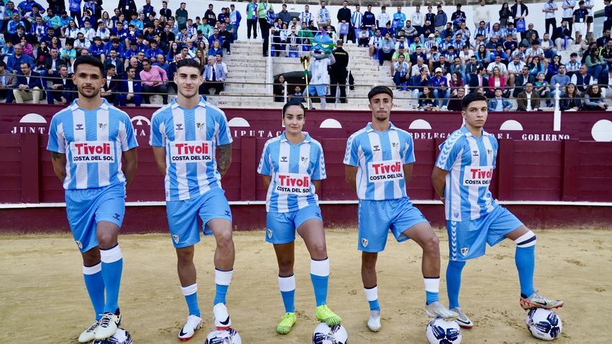 Presentación de la camiseta conmemorativa del 120 aniversario del fútbol en Málaga