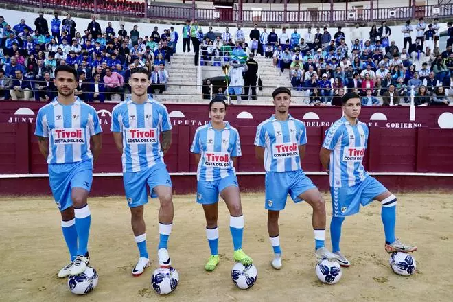 Presentación de la camiseta conmemorativa del 120 aniversario del fútbol en Málaga