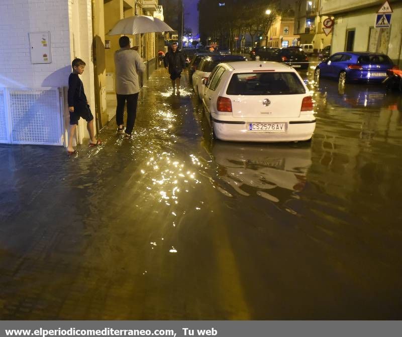 GALERÍA DE FOTOS -- El diluvio cae en Castellón y provoca inundaciones