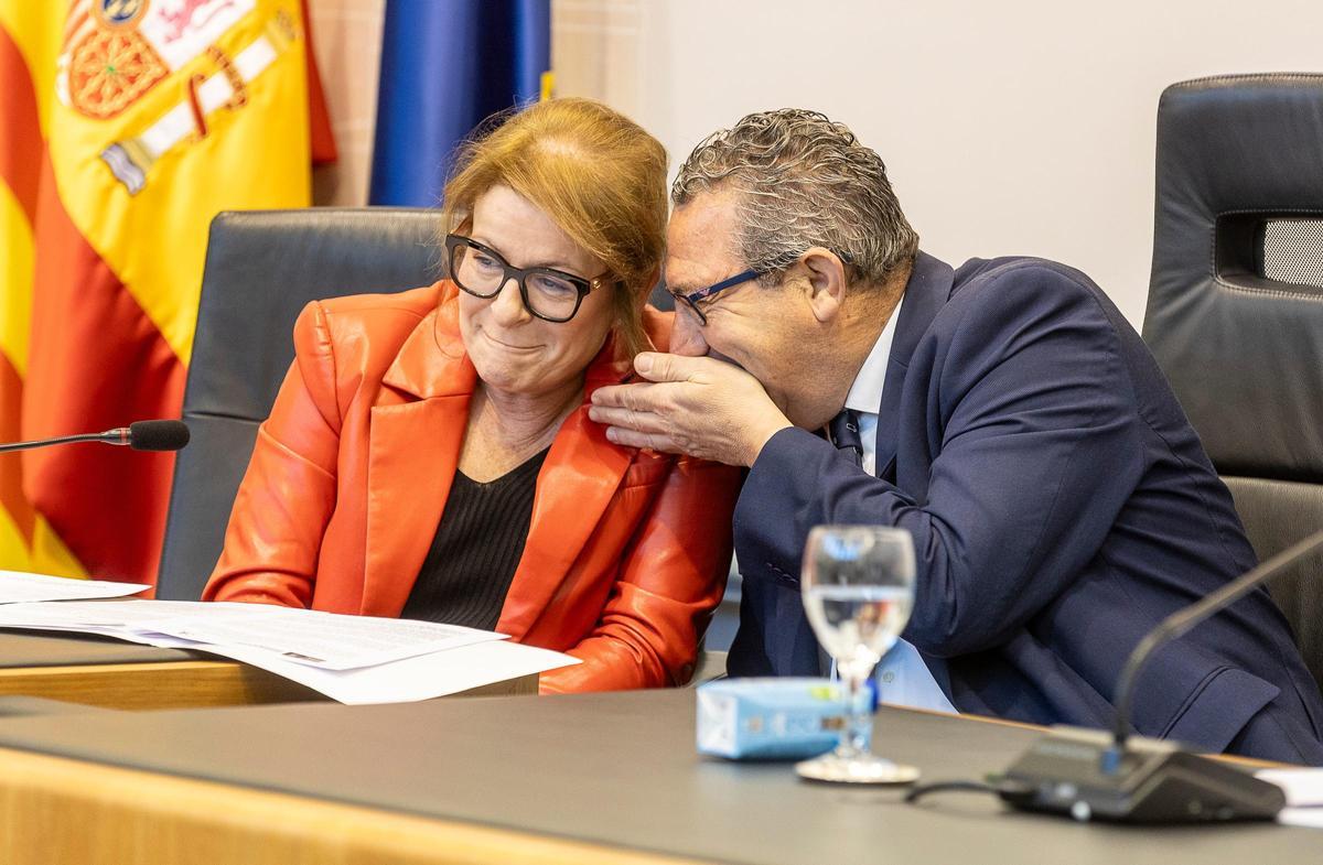 La Diputación aprueba la comisión del caso Baño pero el PP aplaza el debate de los nombres